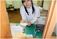 1.こんにちは!まずは受付にお越しください。